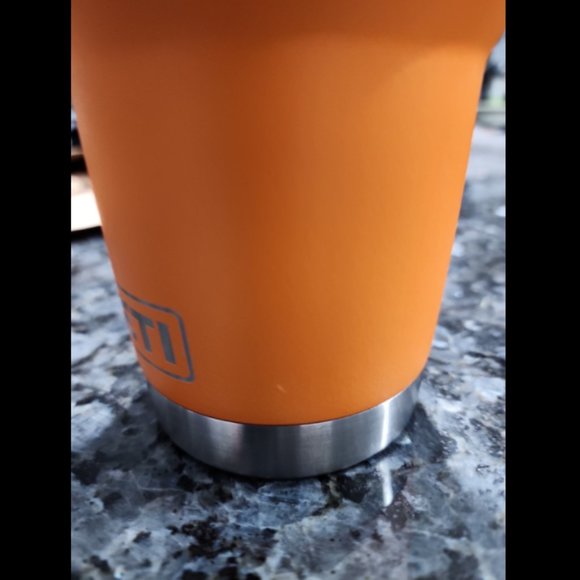 Yeti Rambler King Crab - Picture 2 of 2